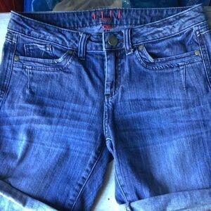 ELLE blue Jean shorts rolled up him size 6 waist 30 inches rise 8 inches